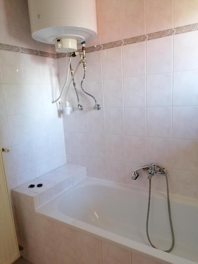 Vica Apartman Balatonbereny Ngoại thất bức ảnh