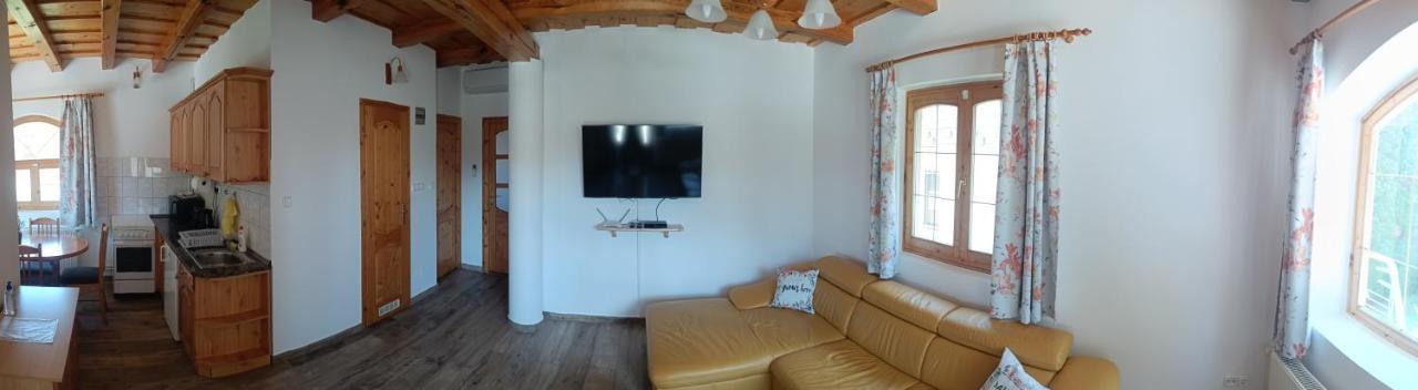 Vica Apartman Balatonbereny Ngoại thất bức ảnh