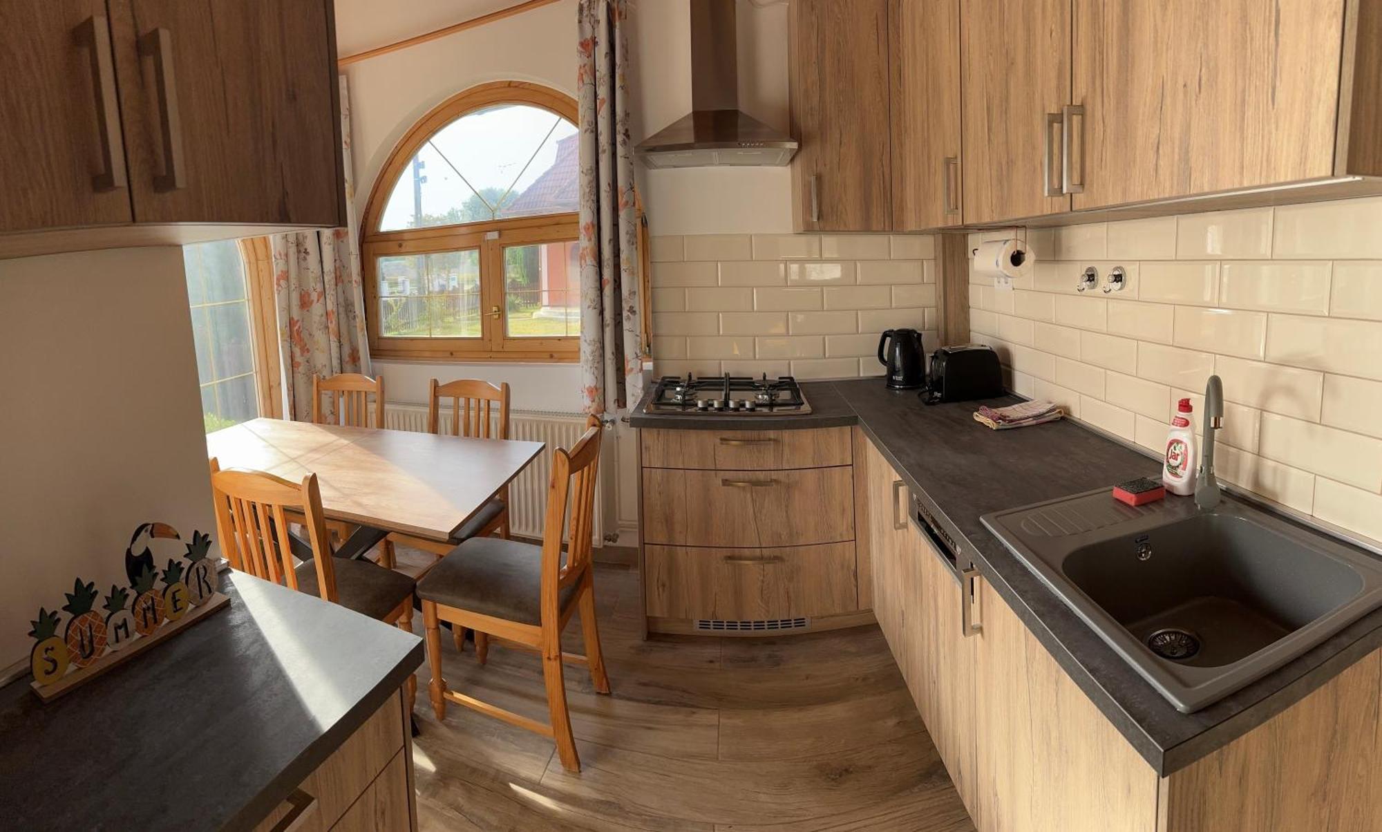 Vica Apartman Balatonbereny Ngoại thất bức ảnh